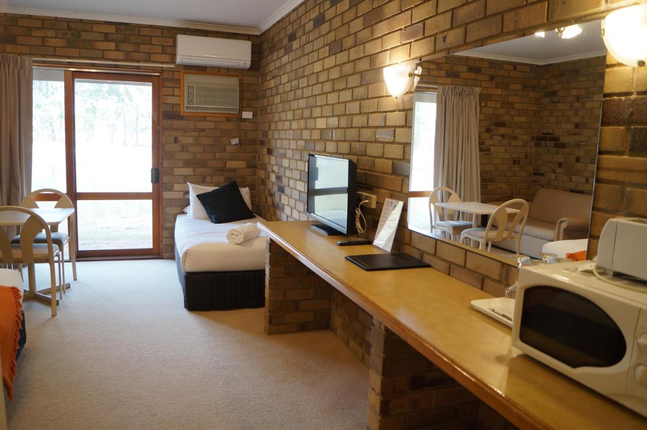 Magdala Motor Lodge&Lakeside Restaurant Stawell Buitenkant foto