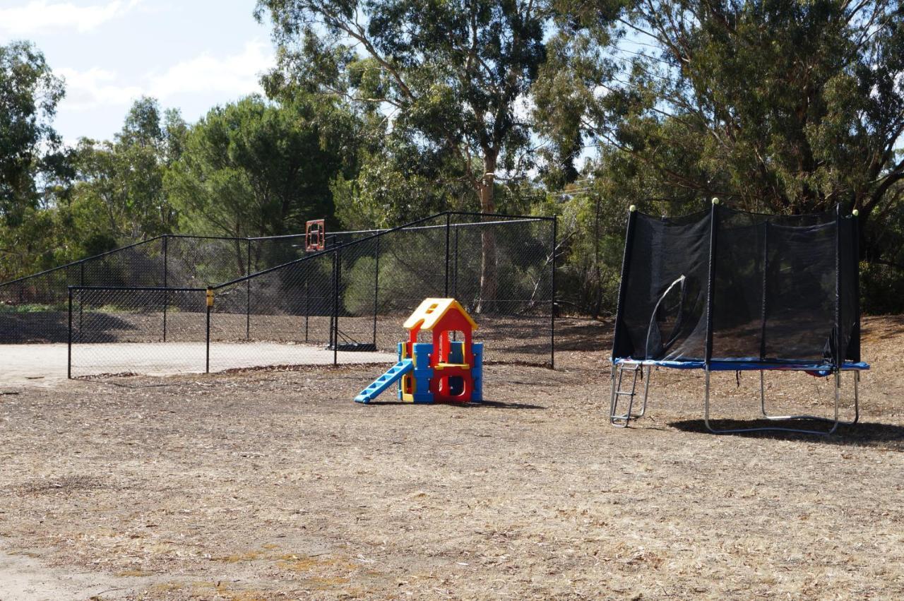 Magdala Motor Lodge&Lakeside Restaurant Stawell Buitenkant foto